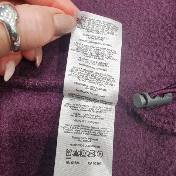 [COLUMBIA] womens size Medium, maroon long sleeve zip up jacket . - Picture 12 of 16